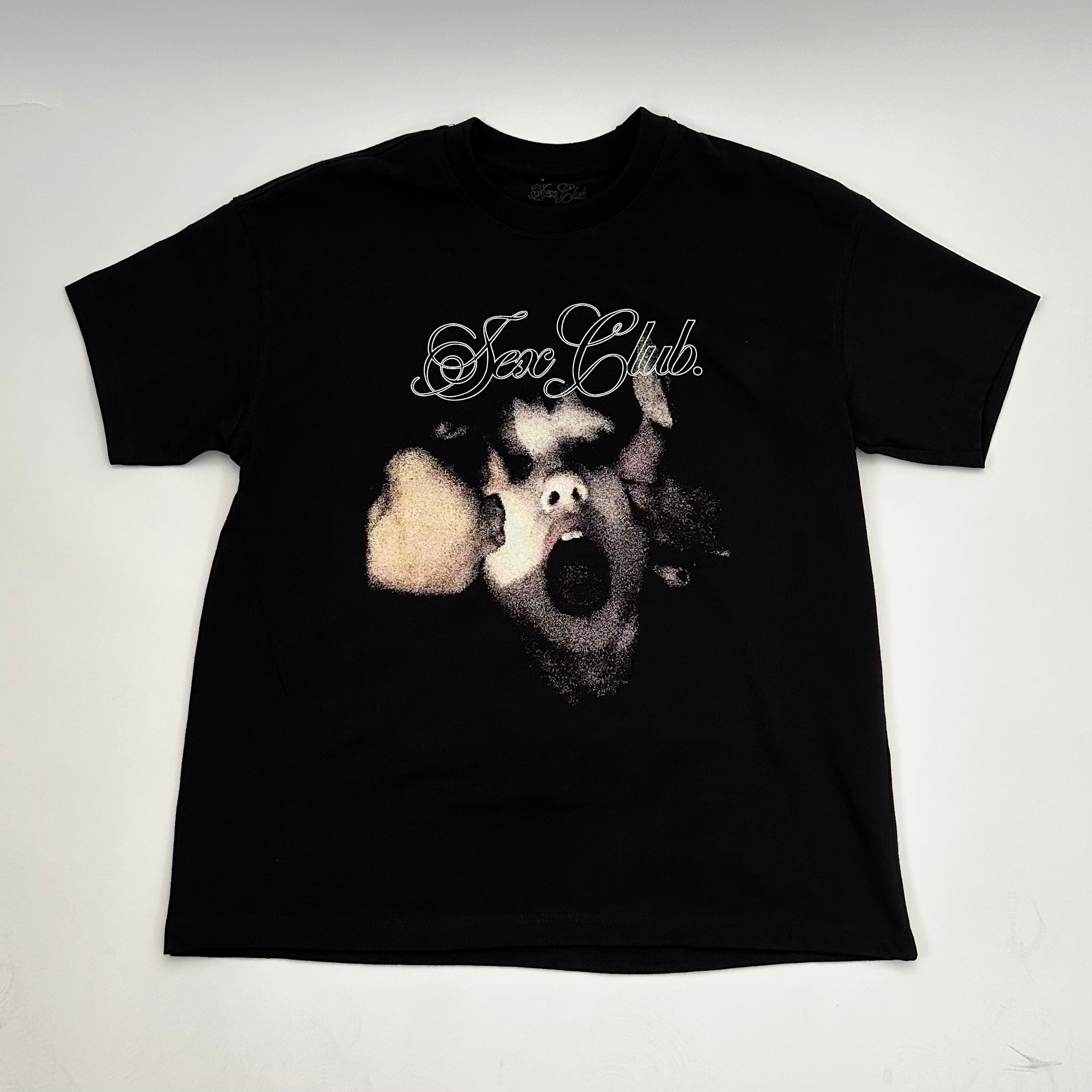 “F R I E N D S” Graphic Tee